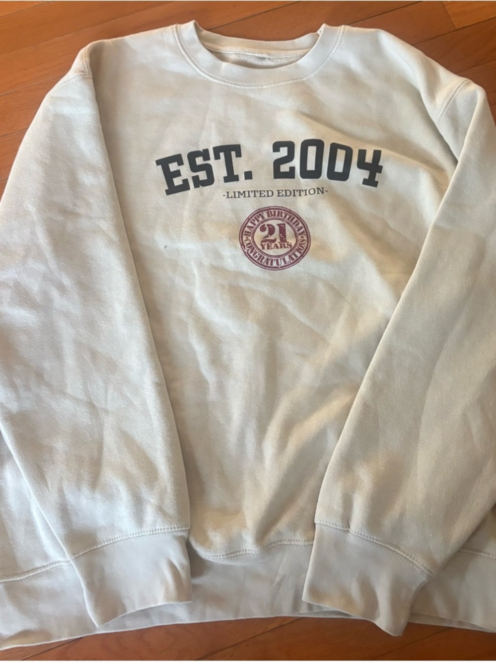 Source Unknown Cream Crewneck Sweatshirt with EST. 2004 Graphic